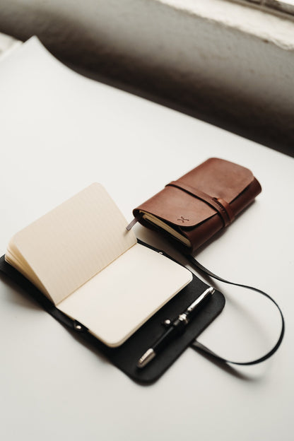 Lo Esencial - Notebook Cover