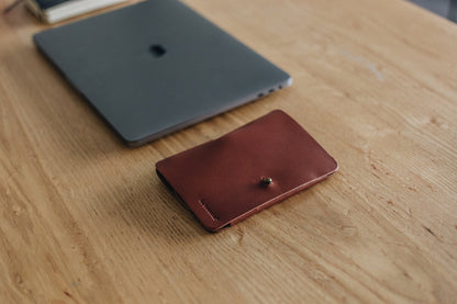 Lo Esencial - Passport Wallet