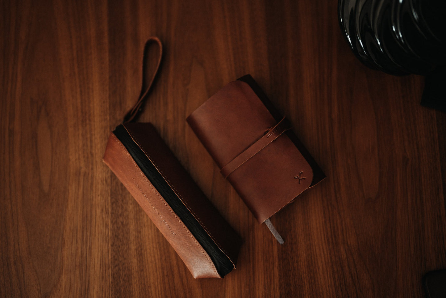 Lo Esencial - Zipper Case