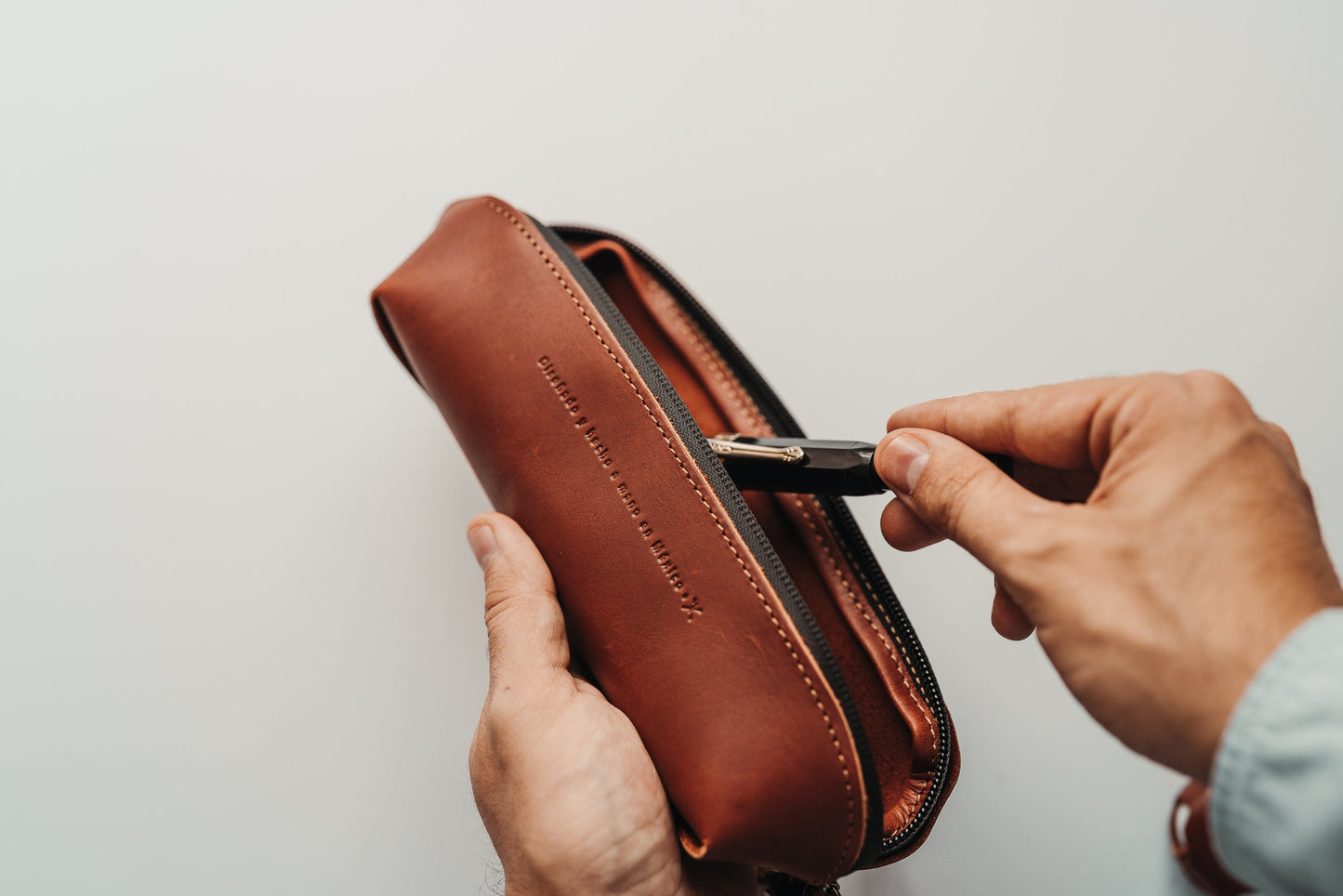 Lo Esencial - Zipper Case